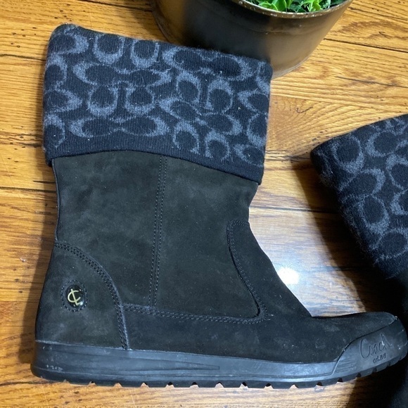 COACH "Tatum" Black Suede Signature Fold Over Wool Cuff Women's Size 9 1/2 Boot - Picture 3 of 9
